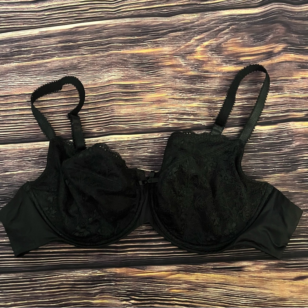 🖤Torrid Unlined Demi Bra🖤